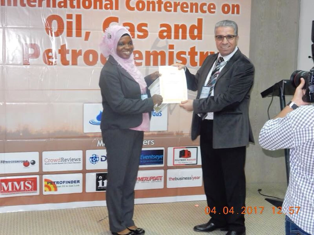 CPEEL Student Won Best Poster Award at Petrochemistry-2017, Dubai